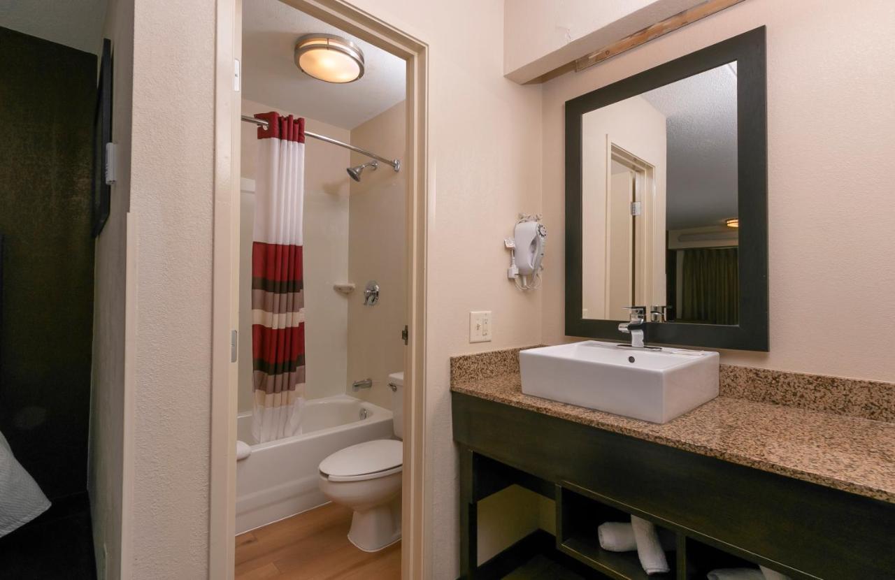 เรด รูฟ พลัส+ แอตแลนตา - บัคเฮด Hotel Druid Hills ภายนอก รูปภาพ
